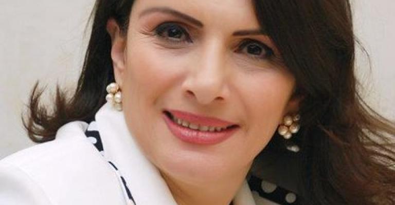 اشهار كتاب "رنين الأساور" للكاتبة فاخوري في المكتبة الوطنية اشهار كتاب "رنين الأساور" للكاتبة فاخوري في المكتبة الوطنية