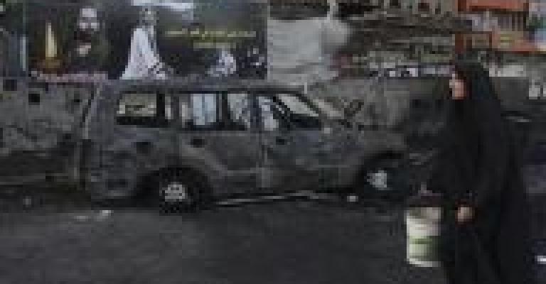 مقتل 65 شخصا على الأقل في ثلاثة تفجيرات في حي شيعي في بغداد