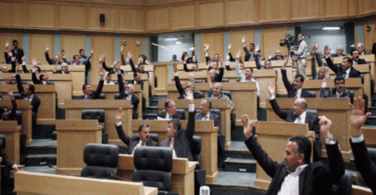 الدعوة لاستكمال متطلبات تشكيل الكتل والائتلافات النيابية