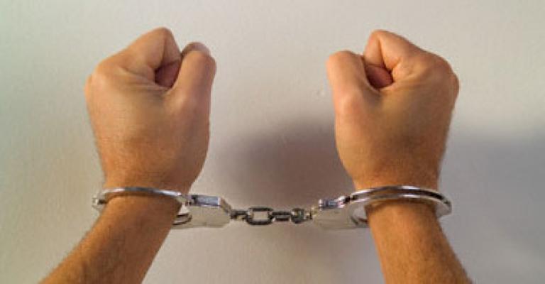 القتل العمد لقاتلة ابنها..واستمرار البحث عن قاتل ابنته