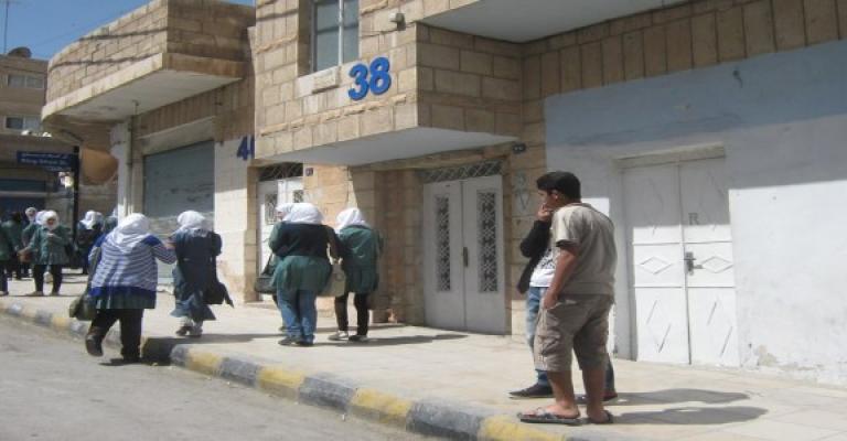 الاكتظاظ في مدارس الزرقاء يصل لمستويات حرجة الاكتظاظ في مدارس الزرقاء يصل لمستويات حرجة