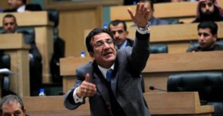 ياغي ينتقد سحب المالكين والمستأجرين بعد إقراره ياغي ينتقد سحب المالكين والمستأجرين بعد إقراره