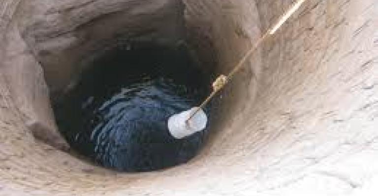 ردم أكثر من 108 بئر جوفي مخالف