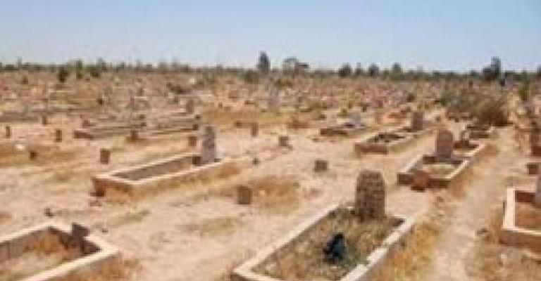 لاجئون سوريون في الأردن تضيق الأرض بجثمان موتاهم