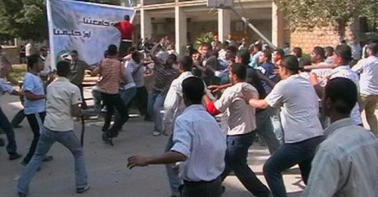 نواب يطالبون بـ"شرطة جامعية" للحد من العنف الطلابي