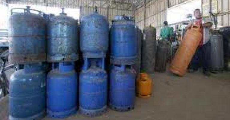 نقص في اسطوانات الغاز وشكاوى من ارتفاع أسعارها