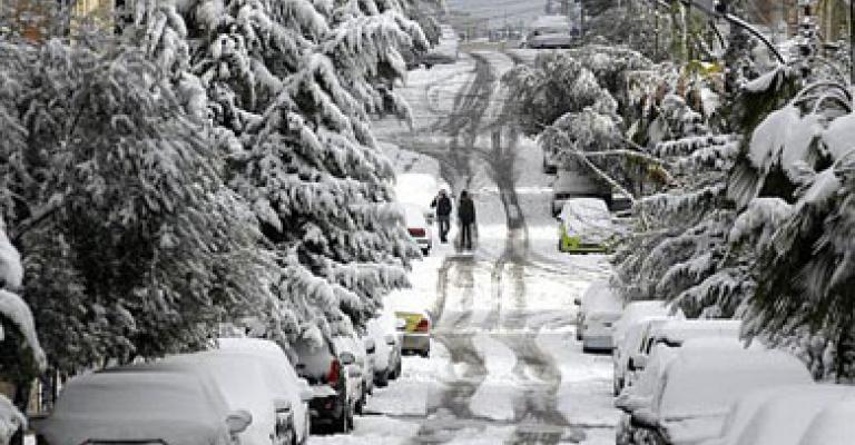 شركات الكهرباء أمام القضاء وإعادة النظر في الاتفاقيات المبرمة معها شركات الكهرباء أمام القضاء وإعادة النظر في الاتفاقيات المبرمة معها