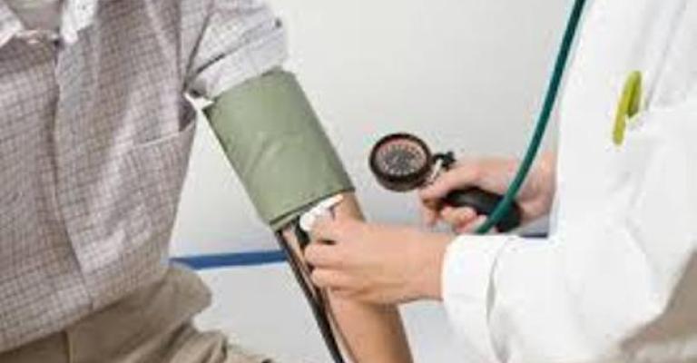 أطباء سوريون يعجزون عن تقديم المساعدة للاجئين أطباء سوريون يعجزون عن تقديم المساعدة للاجئين