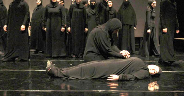 طراوديات سورية... لاجئات على خشبة المسرح - فيديو طراوديات سورية... لاجئات على خشبة المسرح - فيديو