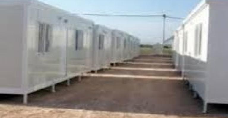 تنامي تجارة الكرفانات وتهريبها خارج الزعتري تنامي تجارة الكرفانات وتهريبها خارج الزعتري