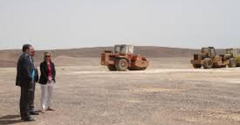 مخيم الازرق جاهز لاستقبال اللاجئين السوريين مخيم الازرق جاهز لاستقبال اللاجئين السوريين