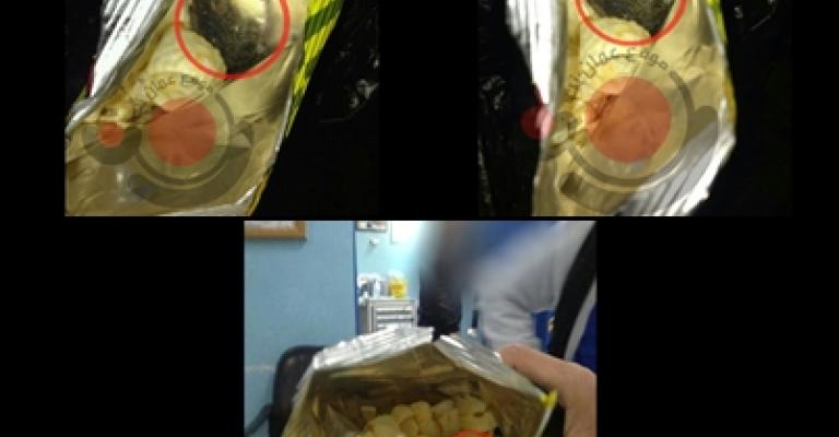 فأر في "كيس شيبس" ! فأر في "كيس شيبس" !