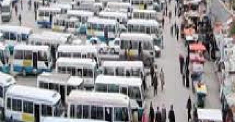 سائقو عمان اوتوستراد الزرقاء يعتصمون احتجاجا على "اعتداء" سرفيس الرصيفة على خطهم سائقو عمان اوتوستراد الزرقاء يعتصمون احتجاجا على "اعتداء" سرفيس الرصيفة على خطهم