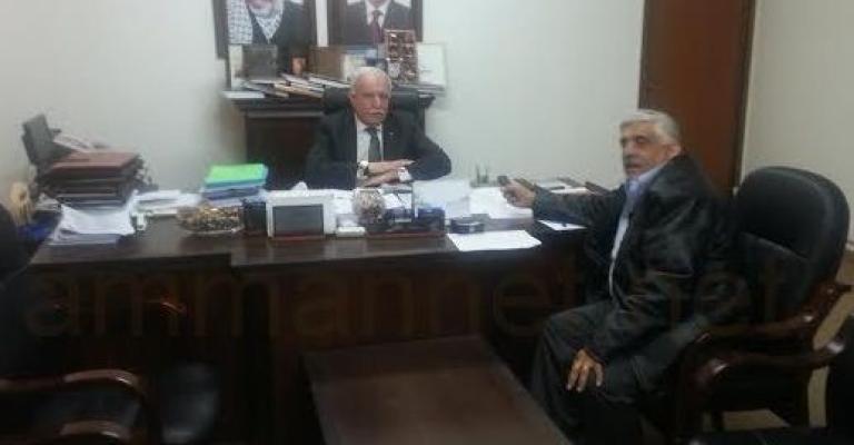 وزير الخارجية الفلسطيني: الملك هو من يحدد المعلومات التي تصل للحكومة حول المفاوضات (صوت) وزير الخارجية الفلسطيني: الملك هو من يحدد المعلومات التي تصل للحكومة حول المفاوضات (صوت)