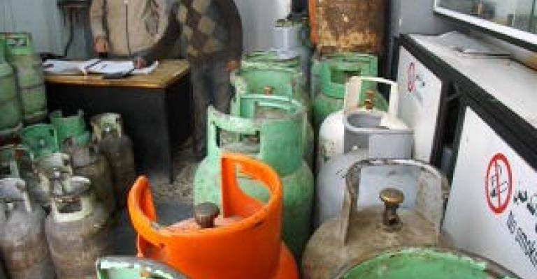 المصفاة: الاسطوانات الهندية صنعت بوجود مندوب من المواصفات المصفاة: الاسطوانات الهندية صنعت بوجود مندوب من المواصفات