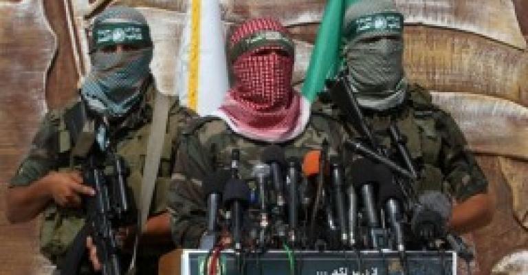 "القسام" تنفي علاقتها بشحنة الأسلحة الإيرانية "القسام" تنفي علاقتها بشحنة الأسلحة الإيرانية