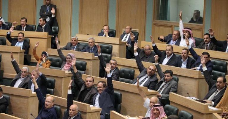 مجلس الأمة يقر قانون إعادة هيكلة مؤسسات ودوائر حكومية مجلس الأمة يقر قانون إعادة هيكلة مؤسسات ودوائر حكومية