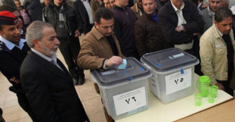 إغلاق صناديق اقتراع مركزية المعلمين بنسبة 68.5% إغلاق صناديق اقتراع مركزية المعلمين بنسبة 68.5%