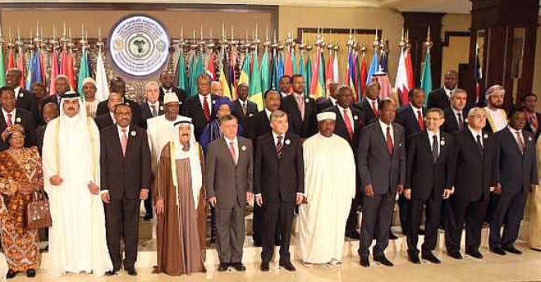 مواقف وآراء حول المقعد الشاغر لسوريا في قمة الكويت مواقف وآراء حول المقعد الشاغر لسوريا في قمة الكويت