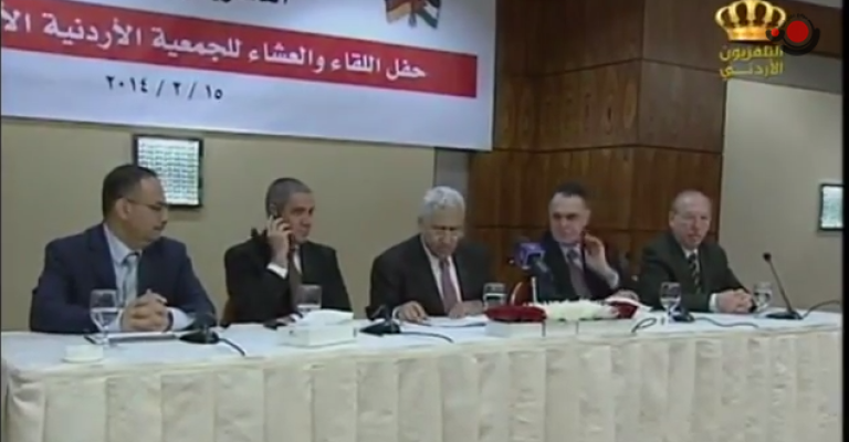 نشرات أخبار التلفزيون الأردني دعاية حكومية غير متقنة