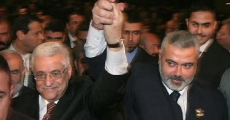 أمريكا ستعيد تقييم المساعدة اذا شكلت حكومة بين فتح وحماس أمريكا ستعيد تقييم المساعدة اذا شكلت حكومة بين فتح وحماس