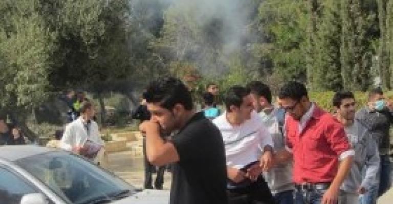 5 إصابات إثر مواجهات في أبو ديس 5 إصابات إثر مواجهات في أبو ديس