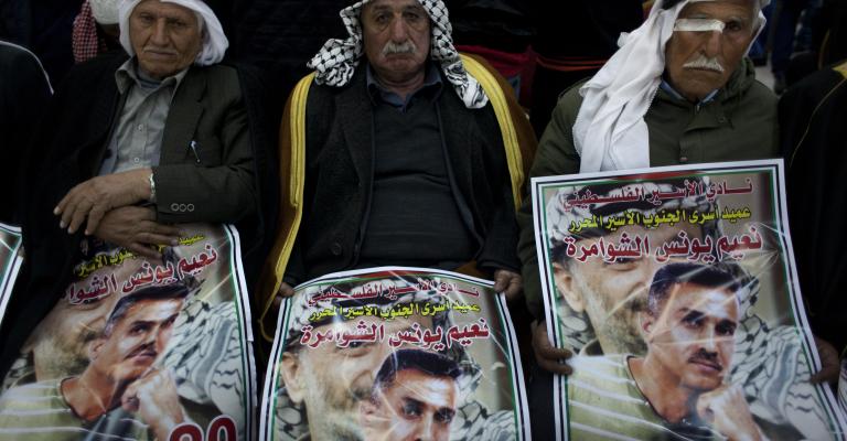 قلق على حياة الأسرى "الاداريين" في سجون الاحتلال 