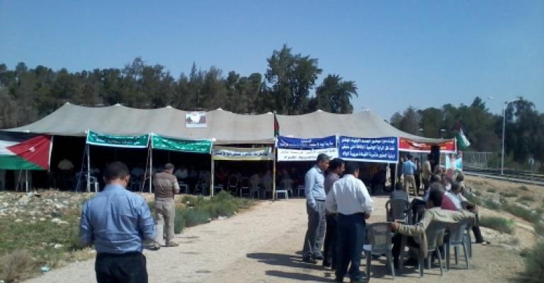 لا حل لخلاف المصفاة والمهندسين.. واتفاق لإنهاء إضراب عاملي الكهرباء لا حل لخلاف المصفاة والمهندسين.. واتفاق لإنهاء إضراب عاملي الكهرباء