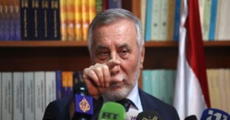 الحكومة تطلب من السفير السوري مغادرة الأردن خلال 24 ساعة الحكومة تطلب من السفير السوري مغادرة الأردن خلال 24 ساعة