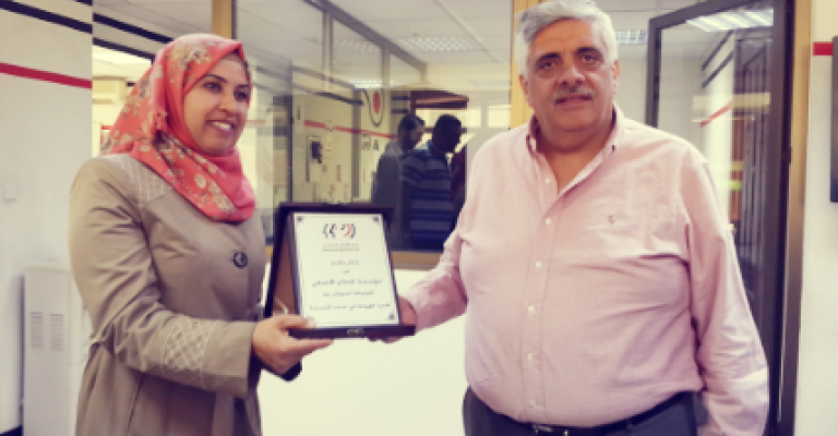 راديو البلد يودع الزميلة اسماء رجا راديو البلد يودع الزميلة اسماء رجا