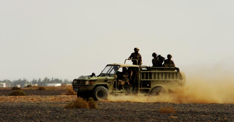 تعزيز الدفاعات على الحدود مع العراق ومصدر يؤكد: لا مخاوف تعزيز الدفاعات على الحدود مع العراق ومصدر يؤكد: لا مخاوف