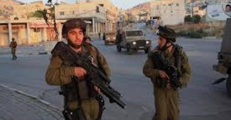 قوات الاحتلال تداهم بلدة يطا قوات الاحتلال تداهم بلدة يطا