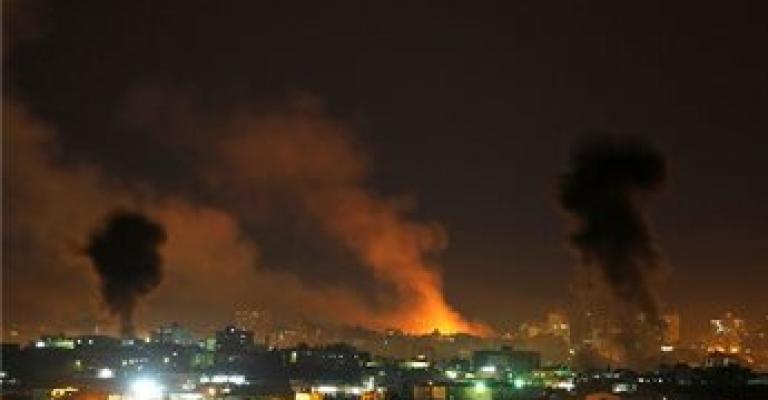 سلسلة غارات اسرائيلية على غزة والمقاومة ترد سلسلة غارات اسرائيلية على غزة والمقاومة ترد
