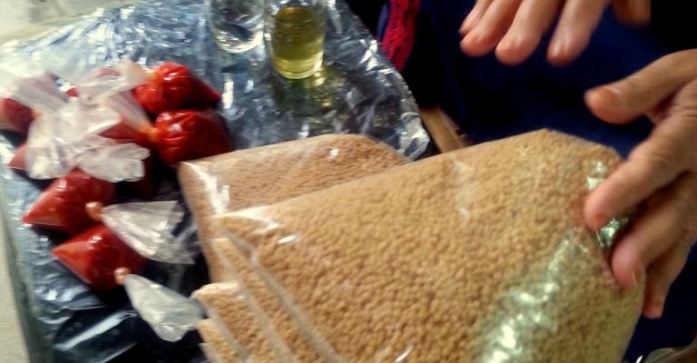 بائعات الخضروات الجاهزة.. باب فرج للمرأة الموظفة، والكسولة ايضا!