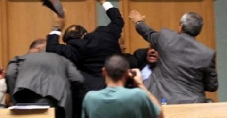 متى يفقد النائب حصانته ؟