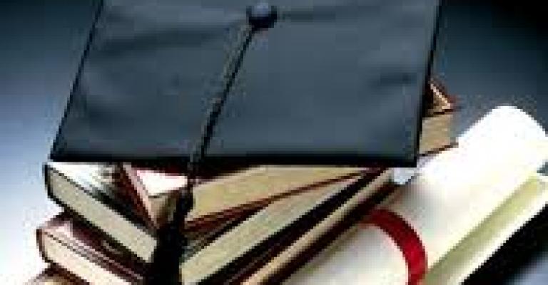 تباين مواقف طلبة "الشامل" ازاء الامتحان المحوسب