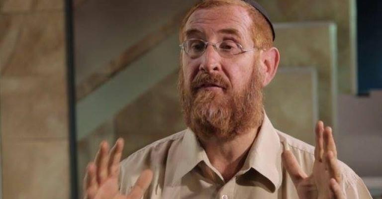 المتطرف غيلك يقتحم الاقصى برفقة عدد من المستوطنين المتطرف غيلك يقتحم الاقصى برفقة عدد من المستوطنين