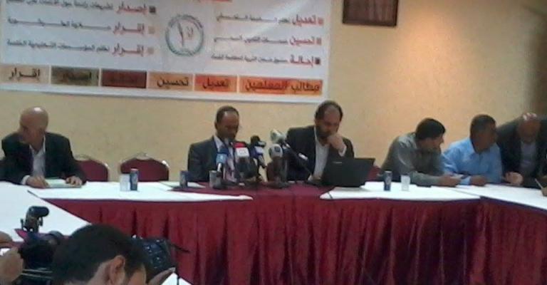 "المعلمين": الحكومة أفشلت الوساطة النيابية