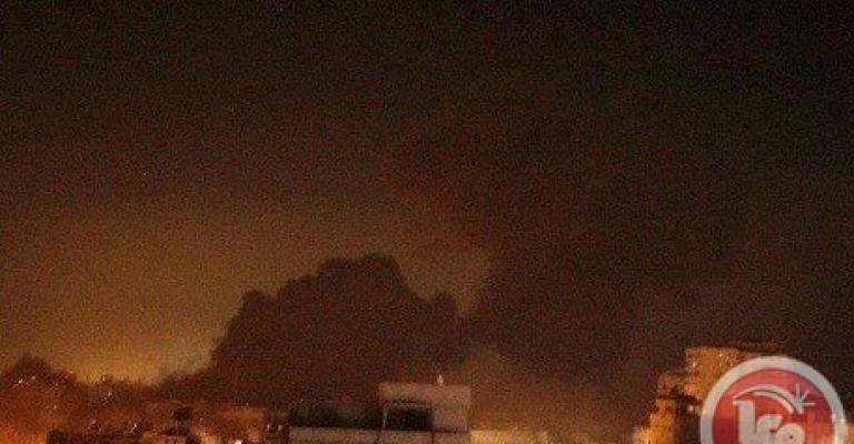 قصف برج بالمجمع الايطالي في غزة