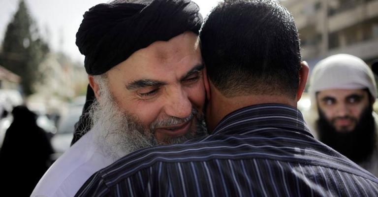 أبو قتادة .. اثنا عشر عاماً من المحاكمة بين بريطانيا والأردن أبو قتادة .. اثنا عشر عاماً من المحاكمة بين بريطانيا والأردن