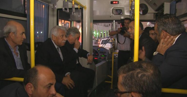 عقل بلتاجي يفتتح باصات "مكوك وسط البلد" تصوير غسان فرج