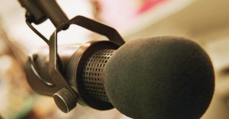 الحكومة توافق على ترخيص اذاعة لبلدية الزرقاء، والمومني يعتبرها "انجازا" الحكومة توافق على ترخيص اذاعة لبلدية الزرقاء، والمومني يعتبرها "انجازا"