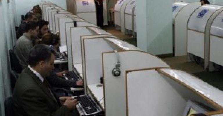 التواصل عبر الانترنت ينحاز لصالح اللاجئ السوري التواصل عبر الانترنت ينحاز لصالح اللاجئ السوري