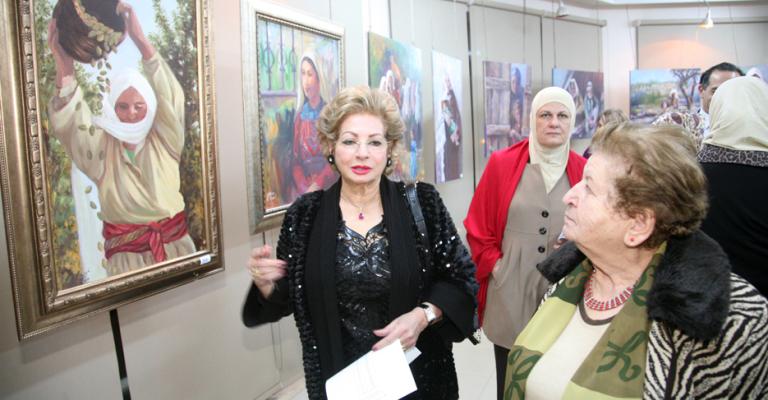 43 لوحة للتشكيلية الزعبي في الرواد الكبار 