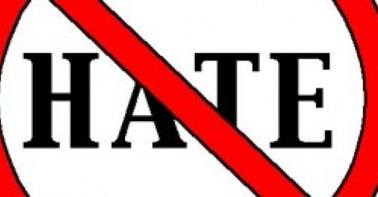 "سوريون بيننا" يرصد خطاب الكراهية للاجئين السوريين في الإعلام الأردني "سوريون بيننا" يرصد خطاب الكراهية للاجئين السوريين في الإعلام الأردني