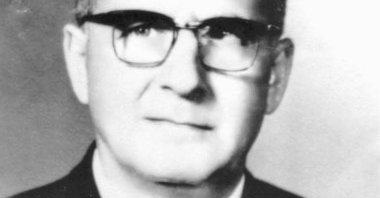 المؤسسة العربية للدراسات تختار المفكر "مالك بن نبيّ" شخصية العام المؤسسة العربية للدراسات تختار المفكر "مالك بن نبيّ" شخصية العام