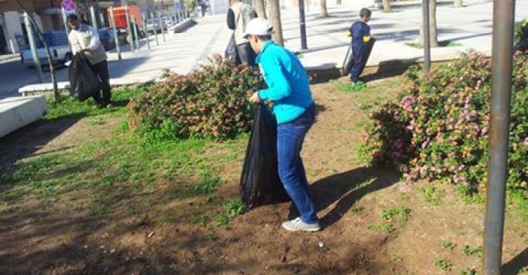 فرق تطوعية سورية تعمل للحفاظ على البيئة في الأردن فرق تطوعية سورية تعمل للحفاظ على البيئة في الأردن