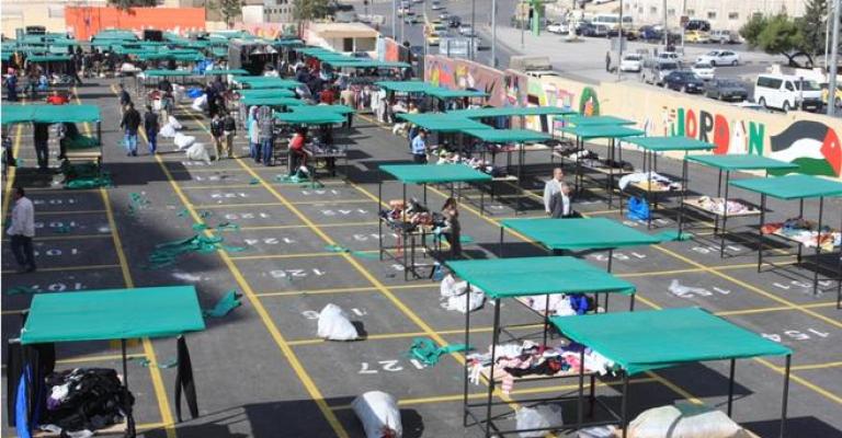 الأمانة تغلق سوق رأس العين بسبب الظروف الجوية الأمانة تغلق سوق رأس العين بسبب الظروف الجوية