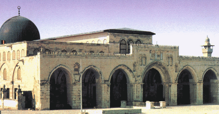 وزير الأوقاف: تراجع انتهاكات المسجد الأقصى بسبب مواقف الأردن الأخيرة وزير الأوقاف: تراجع انتهاكات المسجد الأقصى بسبب مواقف الأردن الأخيرة