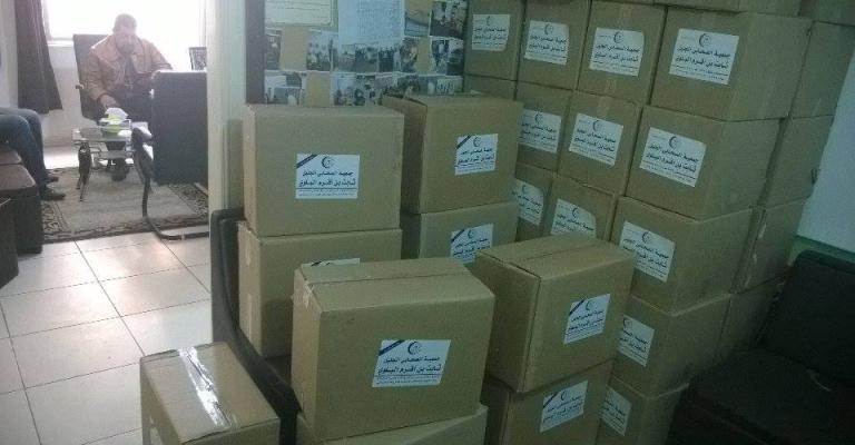 جمعية "ثابت بن اقرم" توزع مساعدات على اسر محتاجة بدير علا جمعية "ثابت بن اقرم" توزع مساعدات على اسر محتاجة بدير علا